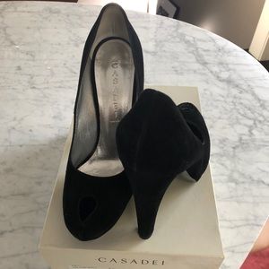 Casadei suede peeptoe black almost perfect! ❤️
